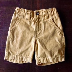 Mini Boden Sweetcorn Yellow Chino Shorts